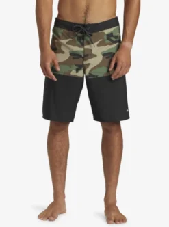 Quiksilver Mens Everyday Division 20" Board Shorts -Sunny Fit Wear aqybs03650 quiksilverw kvj6 frt1