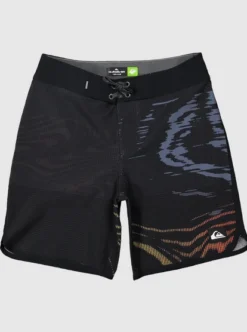 Quiksilver Boys 8-16 Highlite Scallop 16" Board Shorts