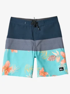 Quiksilver Boys 8-16 Everyday Panel 17" Board Shorts