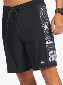 Quiksilver Mens Surfsilk Arch 18" Board Shorts 13 Quiksilver Mens Surfsilk Arch 18" Board Shorts -Sunny Fit Wear eqybs04774 quiksilverw kvj9 frt4