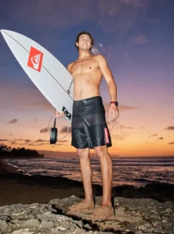 Quiksilver Mens Highline Pro Scallop 19" Boardshorts