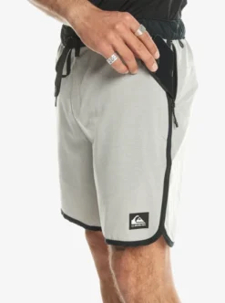 Quiksilver Mens Omni Scallop 17" Amphibian Board Shorts -Sunny Fit Wear eqyhy03868 quiksilverw szp0 frt3