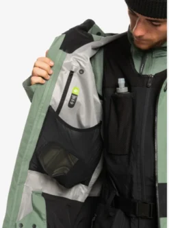 Quiksilver Mens Highline Pro Sammy Carlson 3L GORE-TEX® Technical Snow Jacket 16 Quiksilver Mens Highline Pro Sammy Carlson 3L GORE-TEX® Technical Snow Jacket -Sunny Fit Wear eqytj03423 quiksilverw gnb0 frt4
