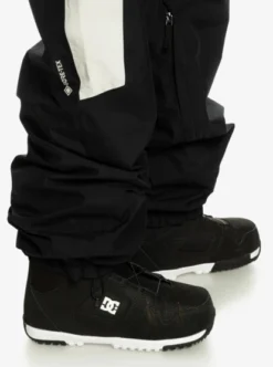 Quiksilver Mens High Altitude GORE-TEX® Technical Snow Pants 13 Quiksilver Mens High Altitude GORE-TEX® Technical Snow Pants -Sunny Fit Wear eqytp03197 quiksilverw kvj0 frt5