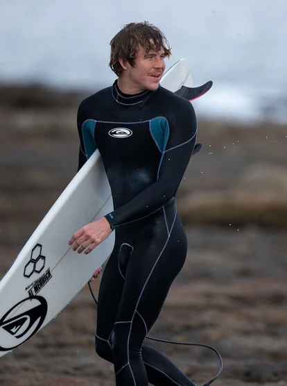 Quiksilver 3/2mm Capsule Saturn Back Zip Wetsuit 1 Quiksilver 3/2mm Capsule Saturn Back Zip Wetsuit