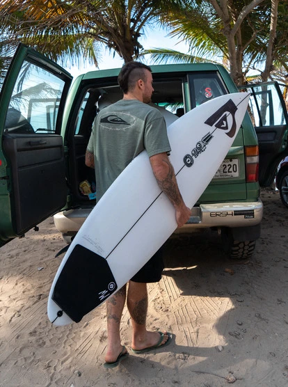 Quiksilver Mens Mikey T-Shirt 1 Quiksilver Mens Mikey T-Shirt